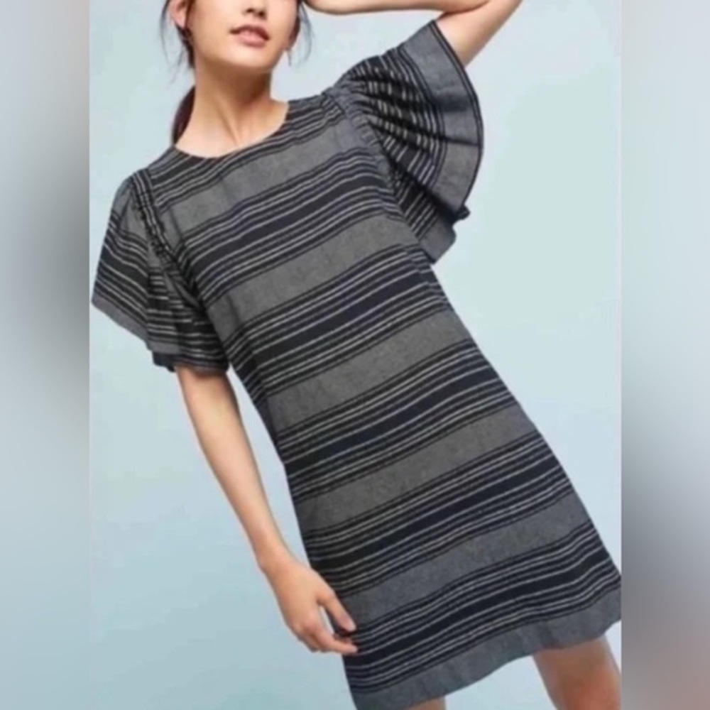 Anthropologie Moon River Ruffle Sleeve Striped Shift Dress in Black & White - M